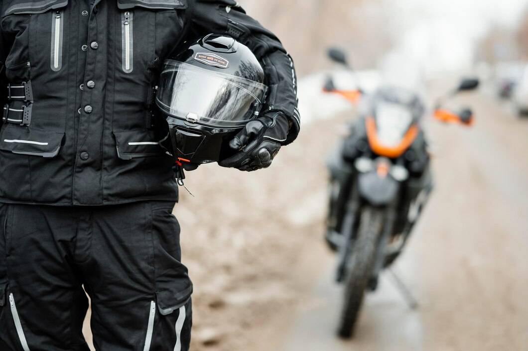 Poradnik: Jak dobrze dopasować i dbać o swój sprzęt ochronny na motocykl